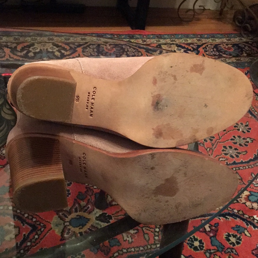 EUC cole Haan grand.os Tan suede Ankle boot Sz 9 - Picture 7 of 7
